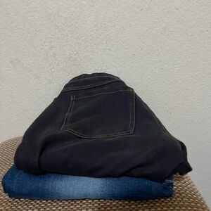 2 Pairs Unbranded Women’s Jeans Skinny Jeans And Jegging Small. Free Shipping.